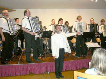 Akkordeon Orchester Fulda - Seniorenresidenz Seniana in Hnfeld (2010)
